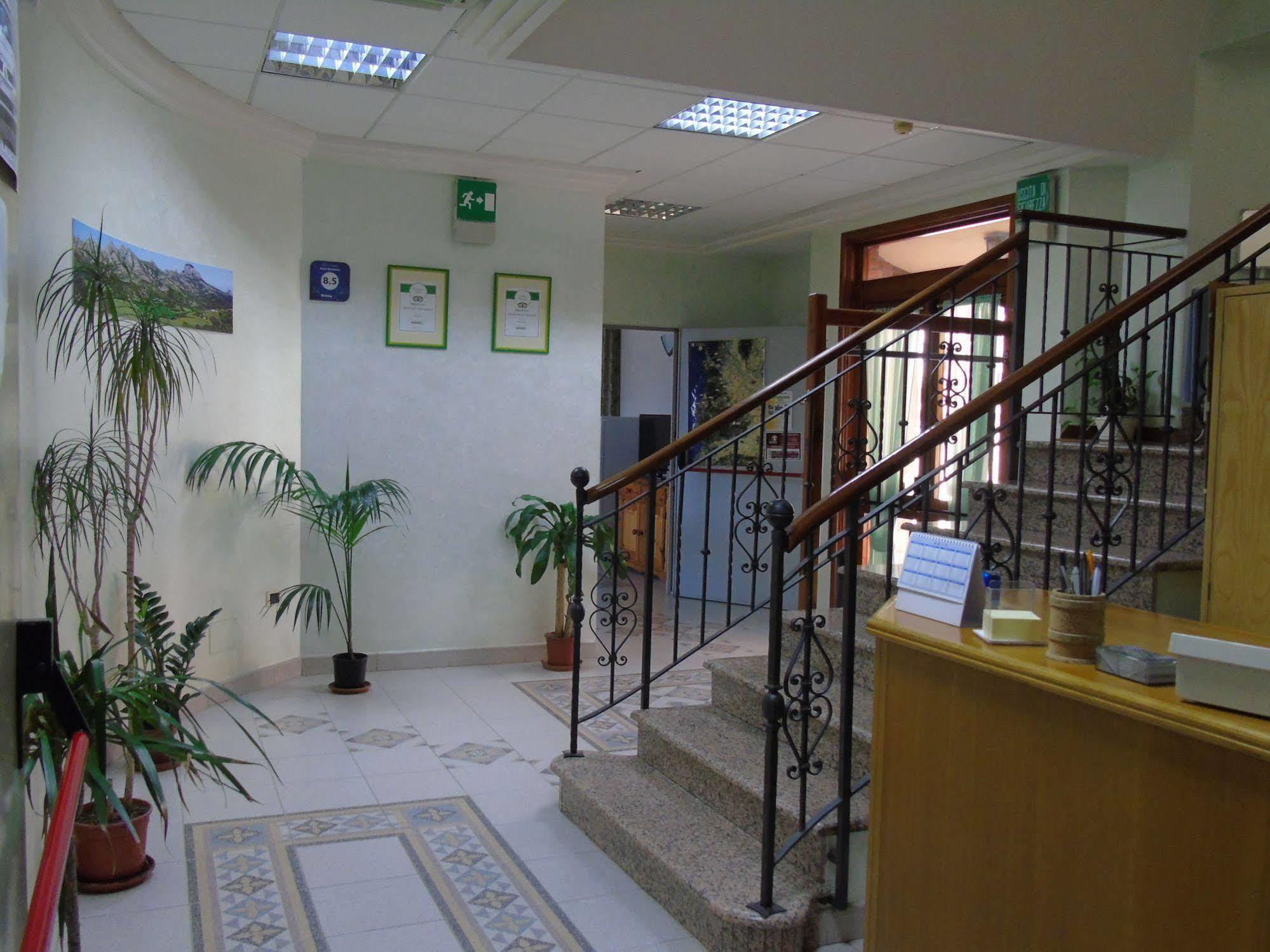 Hotel Meridiana Arbus Exterior photo